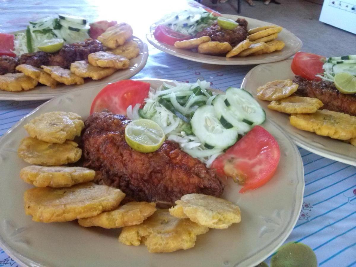 San Blas Islands - Private Cabin Over-The-Ocean Including Meals Mandinga Número Uno Zewnętrze zdjęcie